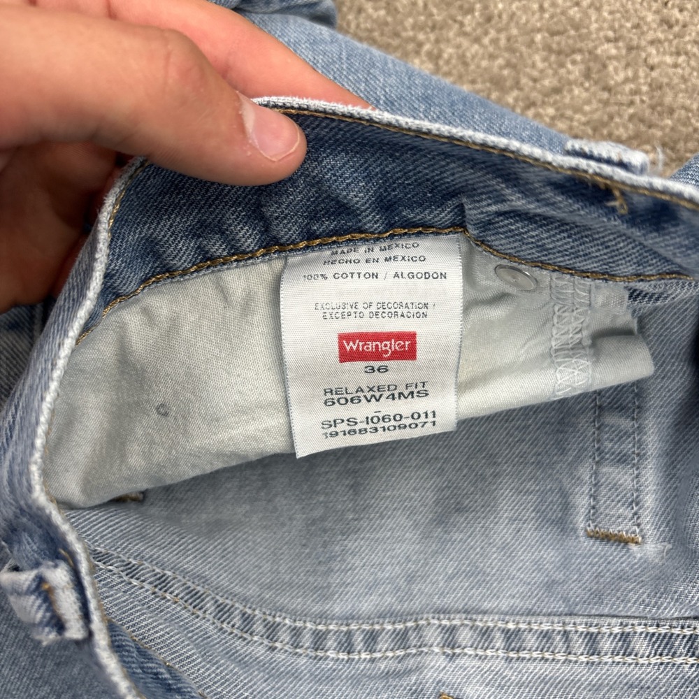 Vintage Y2K Wrangler Jean Shorts Jorts Size 36 - Picture 4 of 8